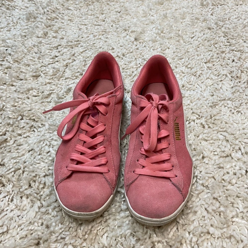 Pink Pumas - Picture 3 of 7